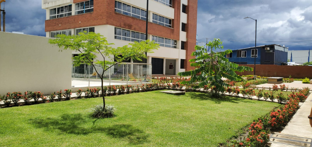 Apartamento En Arriendo - Valle Del Lili, Cali
