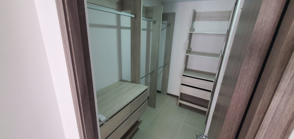 Apartamento En Arriendo - Valle Del Lili, Cali