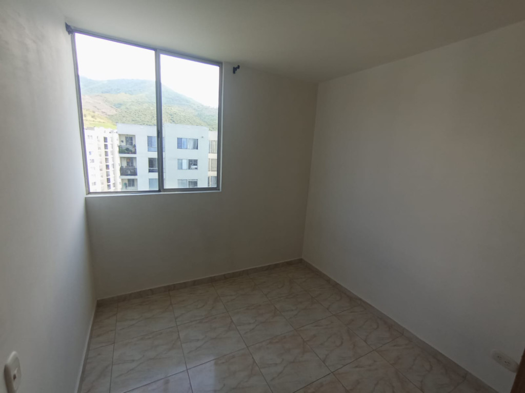 Apartamento En Arriendo - Ciudad Guabinas, Yumbo