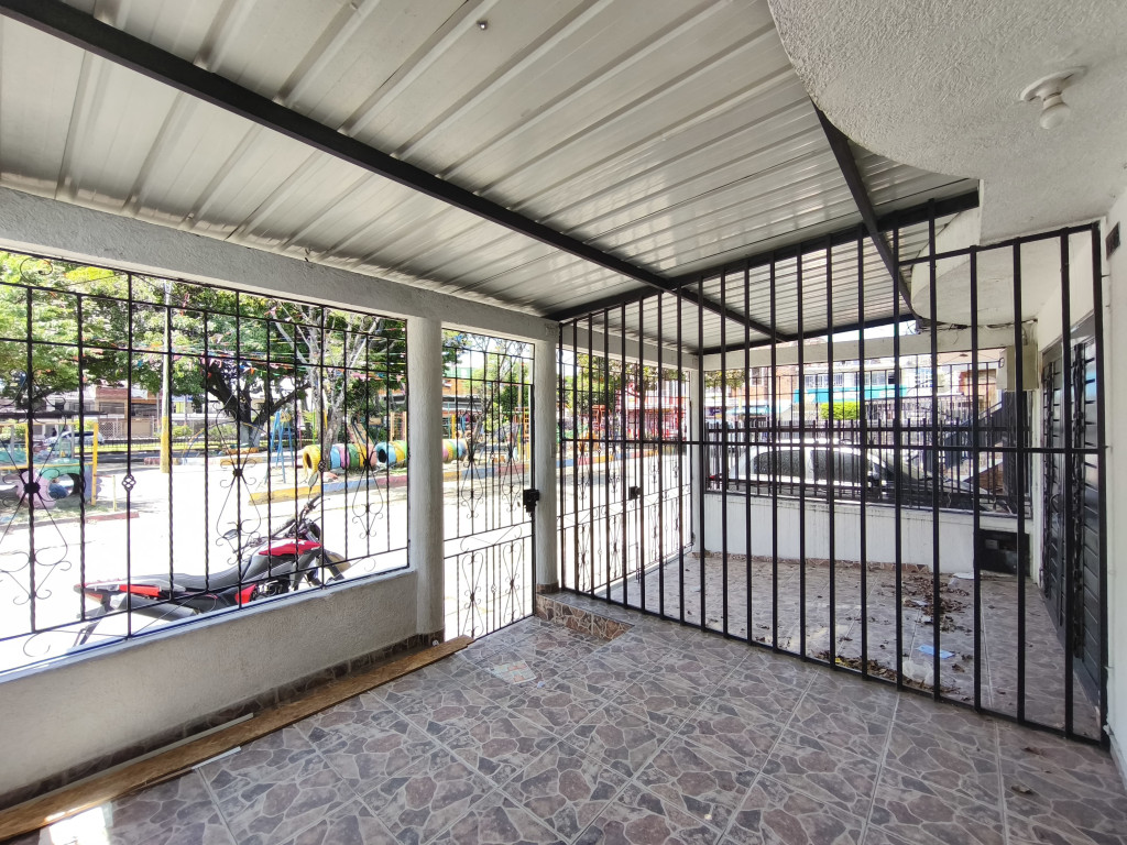 Casa En Arriendo - El Jardín, Cali