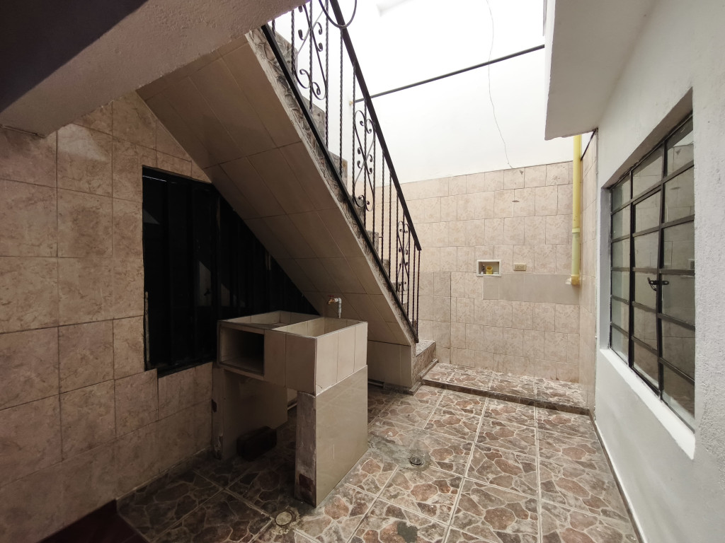 Casa En Arriendo - El Jardín, Cali
