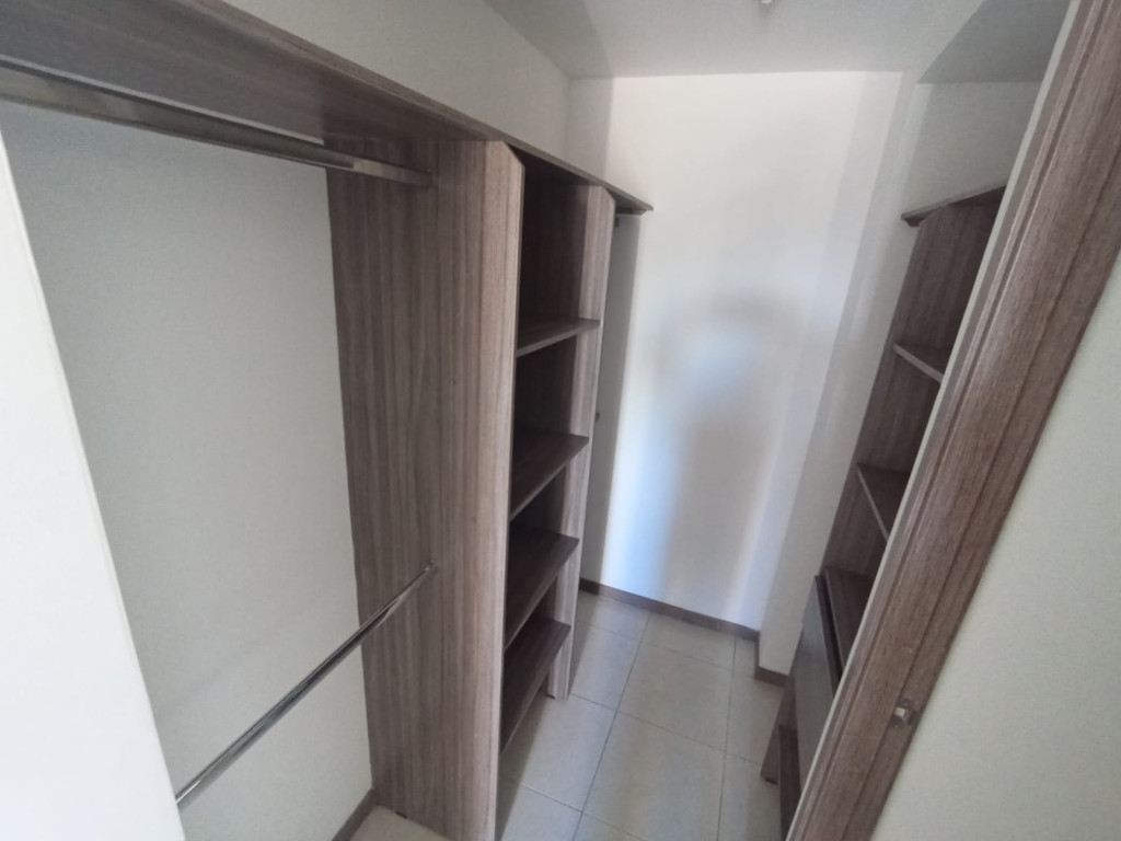 Apartamento En Arriendo - Prados Del Norte, Cali