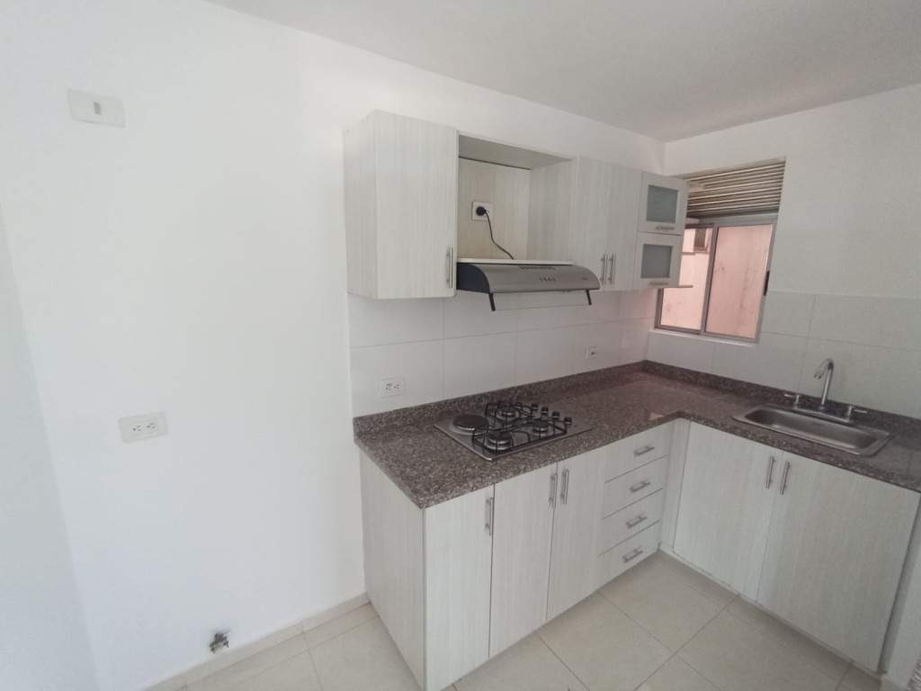 Apartamento En Arriendo - Prados Del Norte, Cali