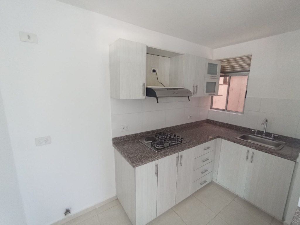 Apartamento En Arriendo - Prados Del Norte, Cali