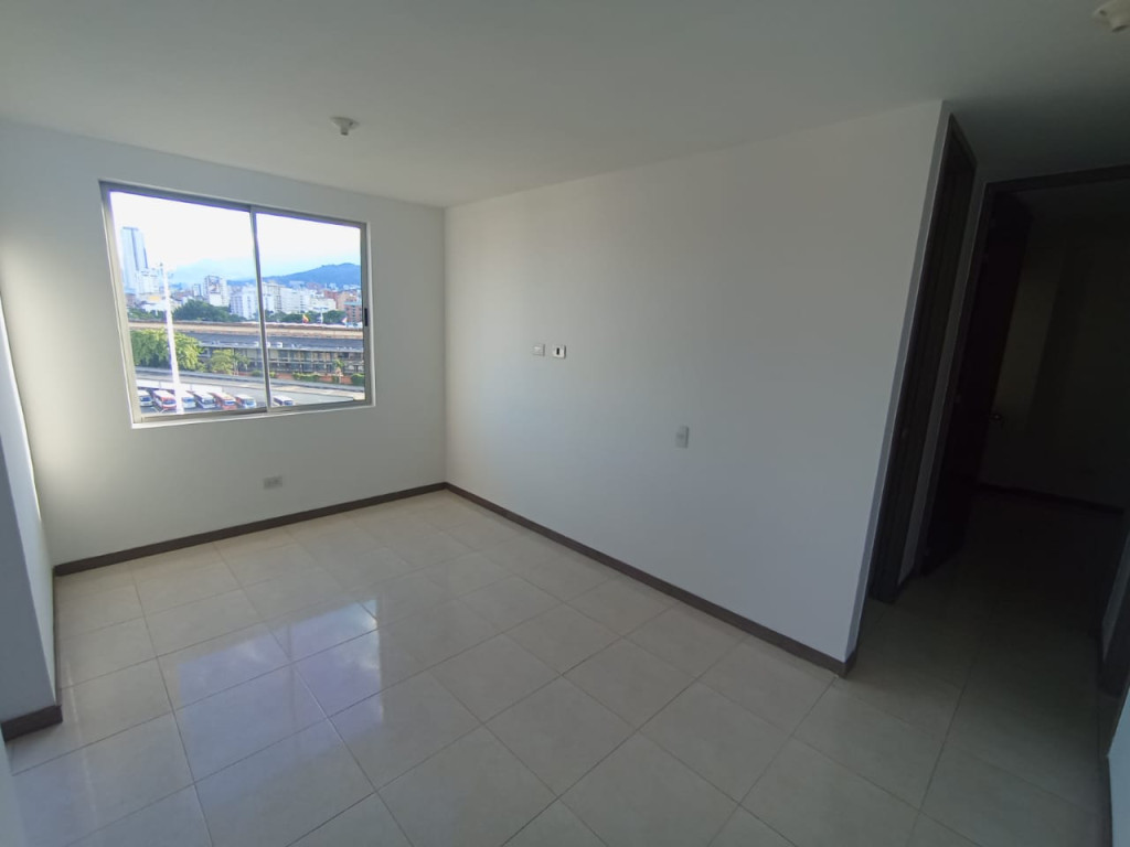 Apartamento En Arriendo - Prados Del Norte, Cali