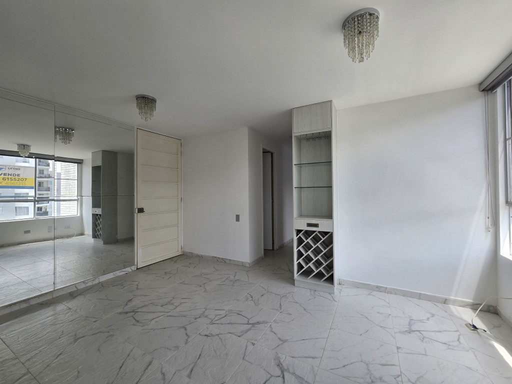 Apartamento En Venta - Bochalema, Cali