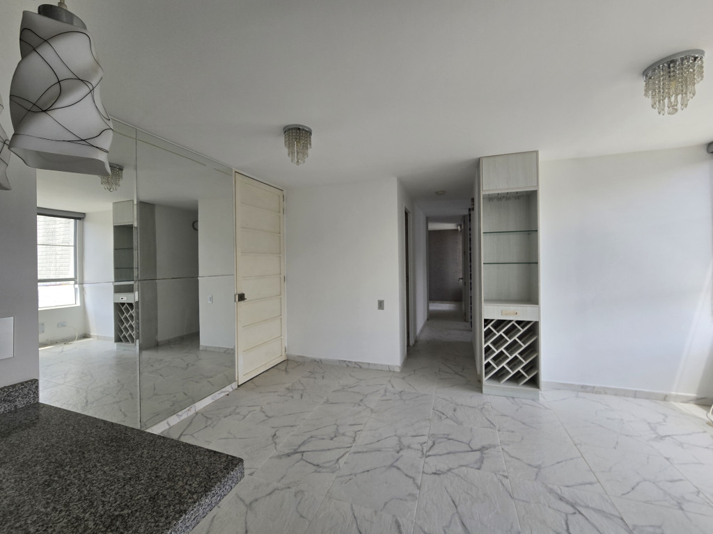 Apartamento En Venta - Bochalema, Cali