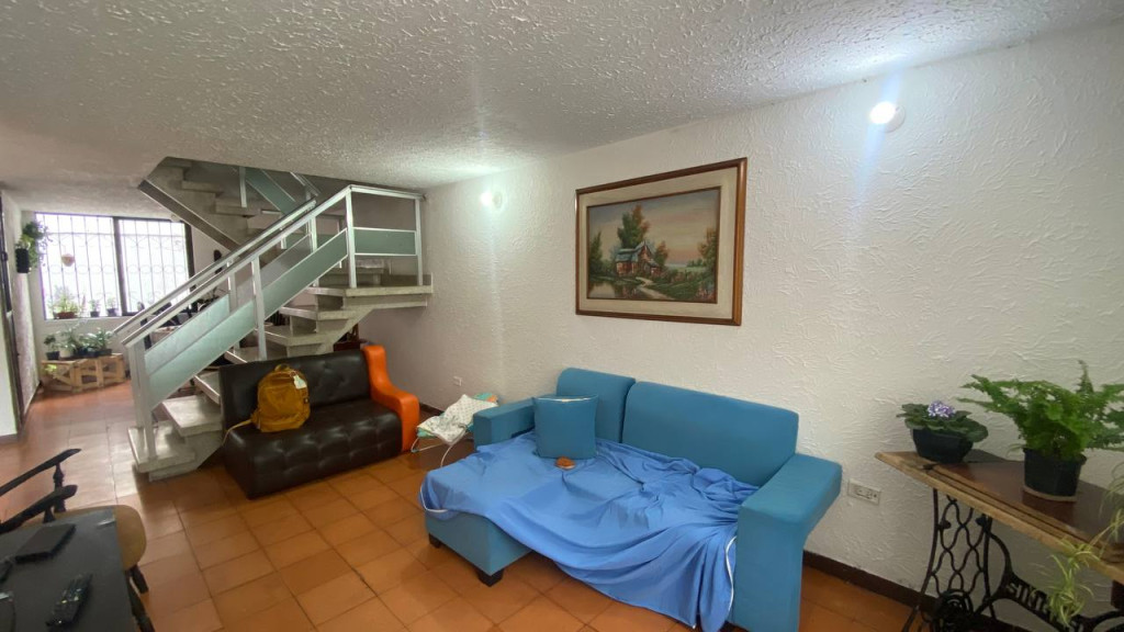 Casa En Venta - Ciudad Los Alamos, Cali