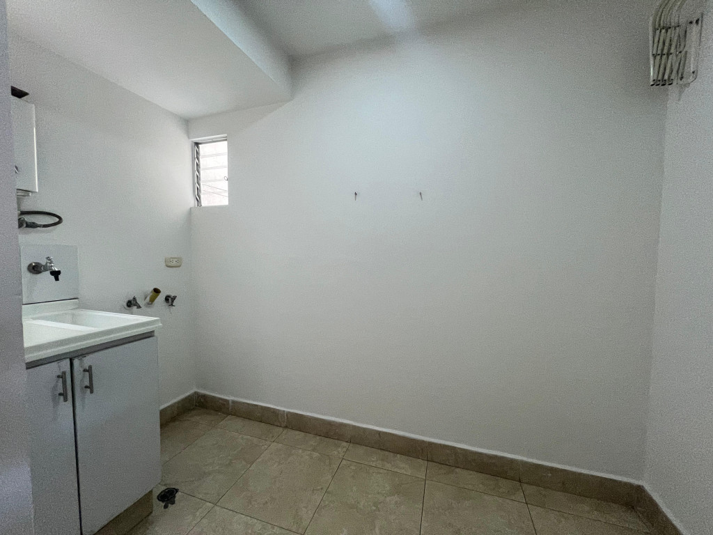 Apartamento En Arriendo - Valle Del Lili, Cali