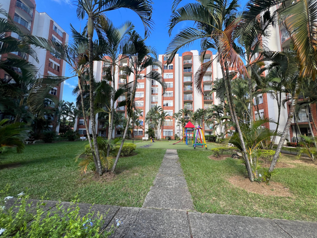 Apartamento En Arriendo - Valle Del Lili, Cali