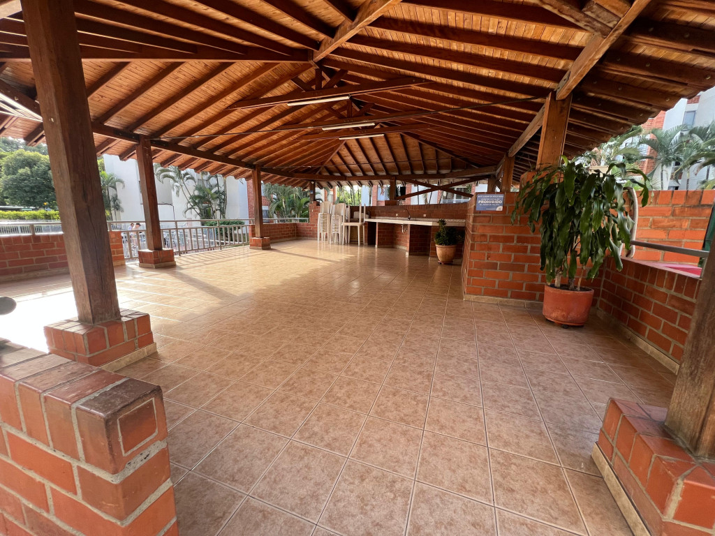 Apartamento En Arriendo - Valle Del Lili, Cali