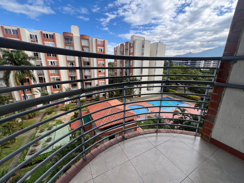 Apartamento En Arriendo - Valle Del Lili, Cali