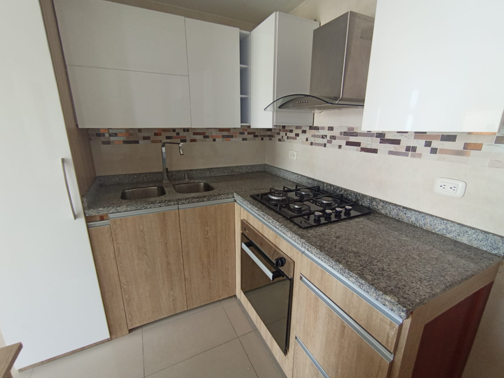Apartamento En Arriendo - Las Vegas De Comfandi, Cali