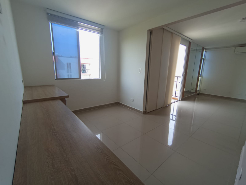 Apartamento En Arriendo - Las Vegas De Comfandi, Cali