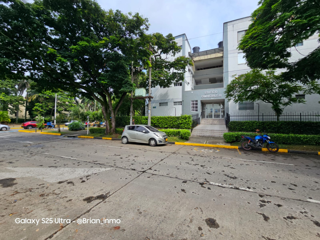 Apartamento En Arriendo - El Limonar, Cali
