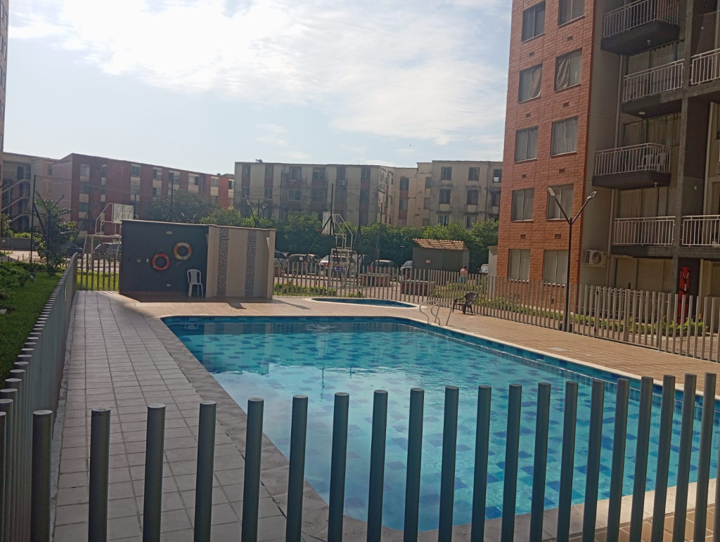 Apartamento En Arriendo - Ciudad 2000, Cali