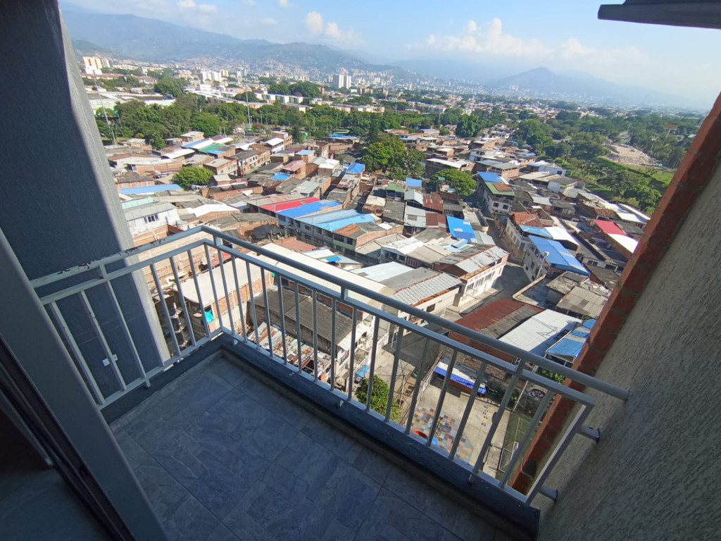 Apartamento En Arriendo - Ciudad 2000, Cali