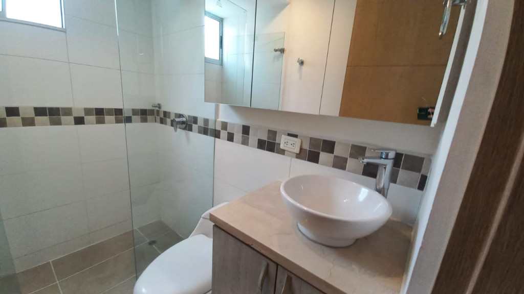 Apartamento En Arriendo - Urbanización La Flora, Cali