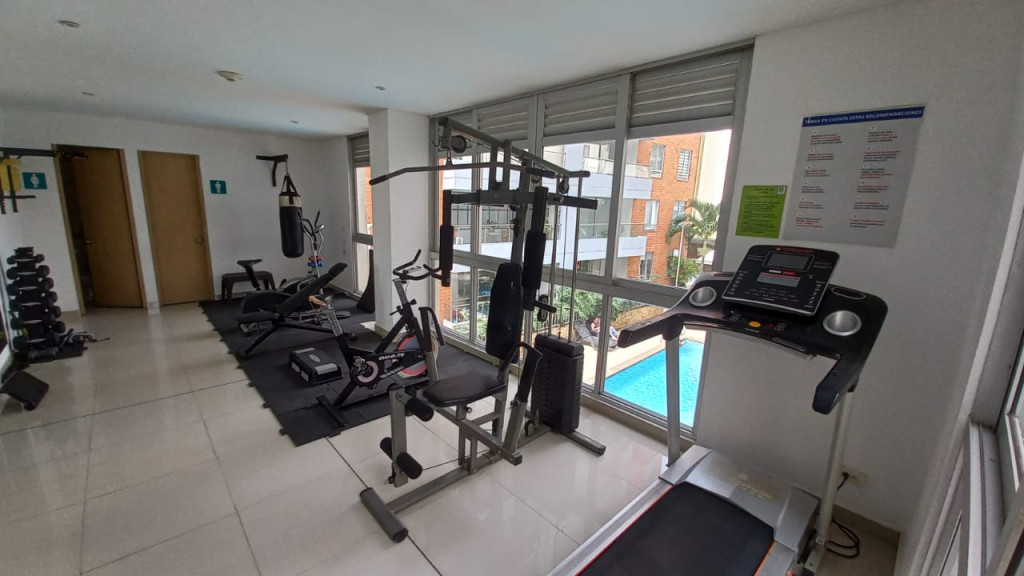 Apartamento En Arriendo - Urbanización La Flora, Cali