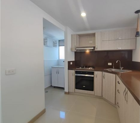 Apartamento En Arriendo - Urbanización La Flora, Cali