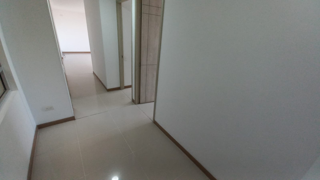 Apartamento En Arriendo - Urbanización La Flora, Cali
