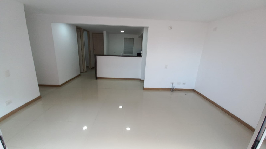 Apartamento En Arriendo - Urbanización La Flora, Cali