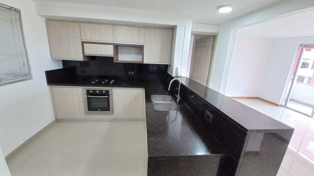 Apartamento En Arriendo - Urbanización La Flora, Cali