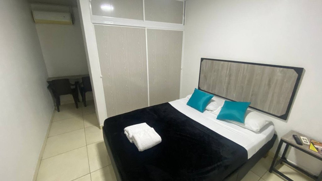Hotel En Venta - Junín, Cali