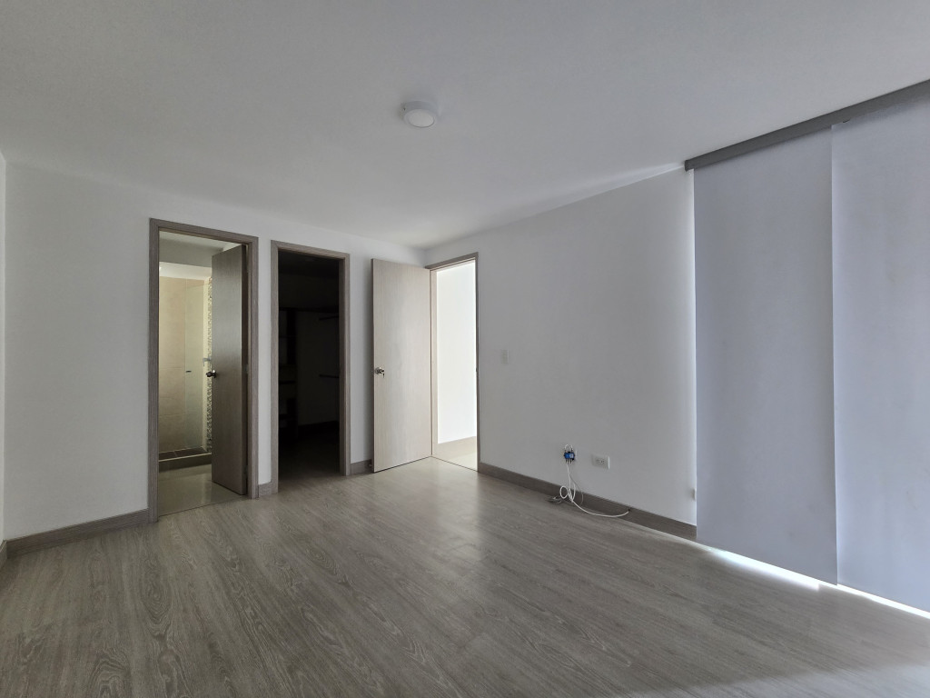 Apartamento En Venta - Cristales, Cali