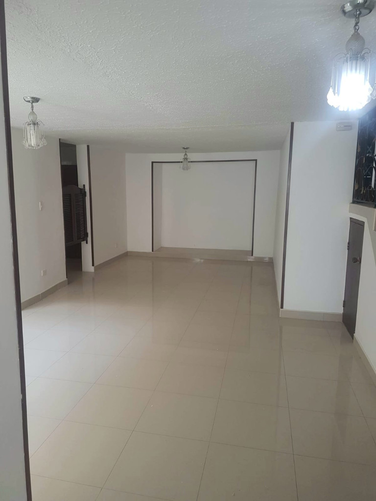 Casa En Arriendo - La Arboleda, Cali