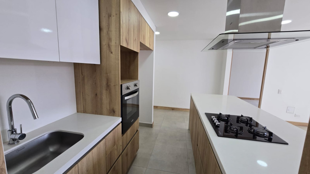 Apartamento En Arriendo - Valle Del Lili, Cali