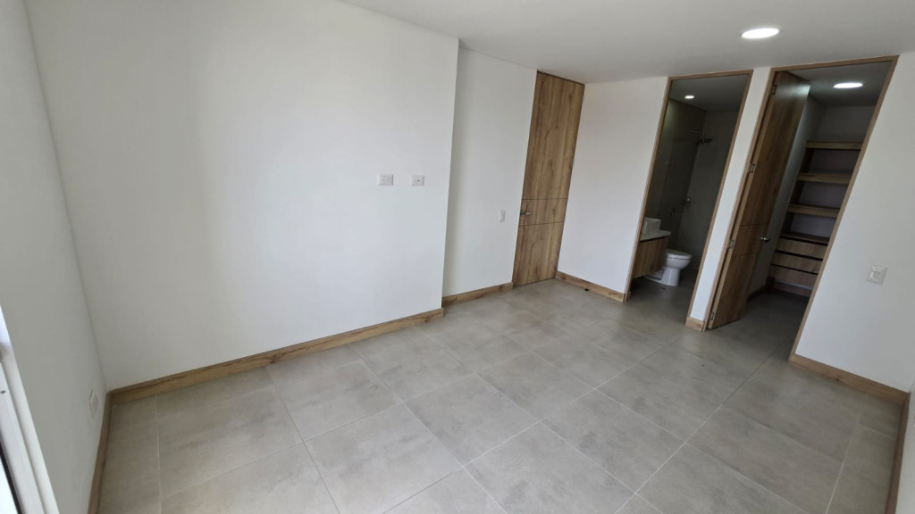 Apartamento En Arriendo - Valle Del Lili, Cali