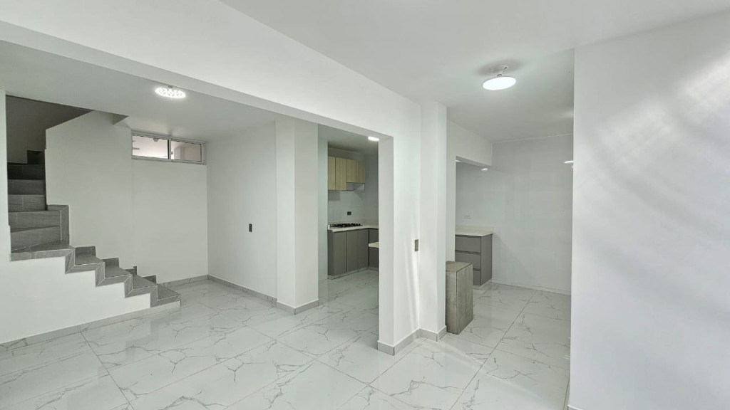 Casa En Arriendo - Ciudad 2000, Cali