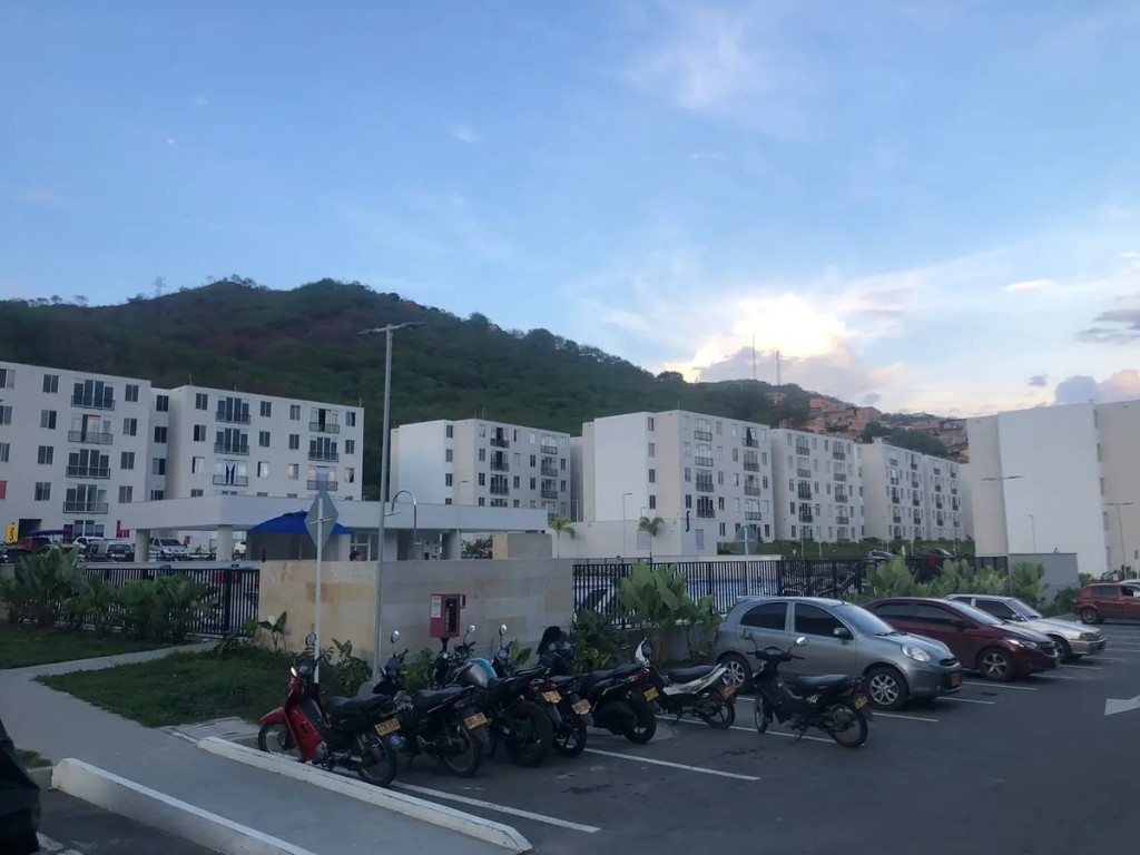 Apartamento En Arriendo - Ciudad Guabinas, Yumbo