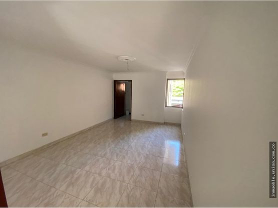 Apartamento En Arriendo - Prados Del Norte, Cali
