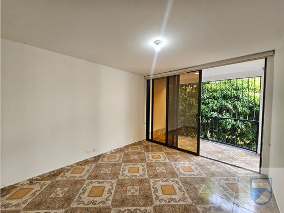 Casa En Arriendo - Primero De Mayo, Cali