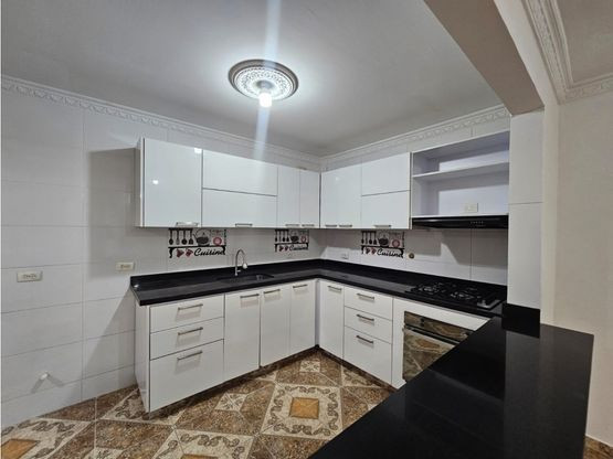 Casa En Arriendo - Primero De Mayo, Cali