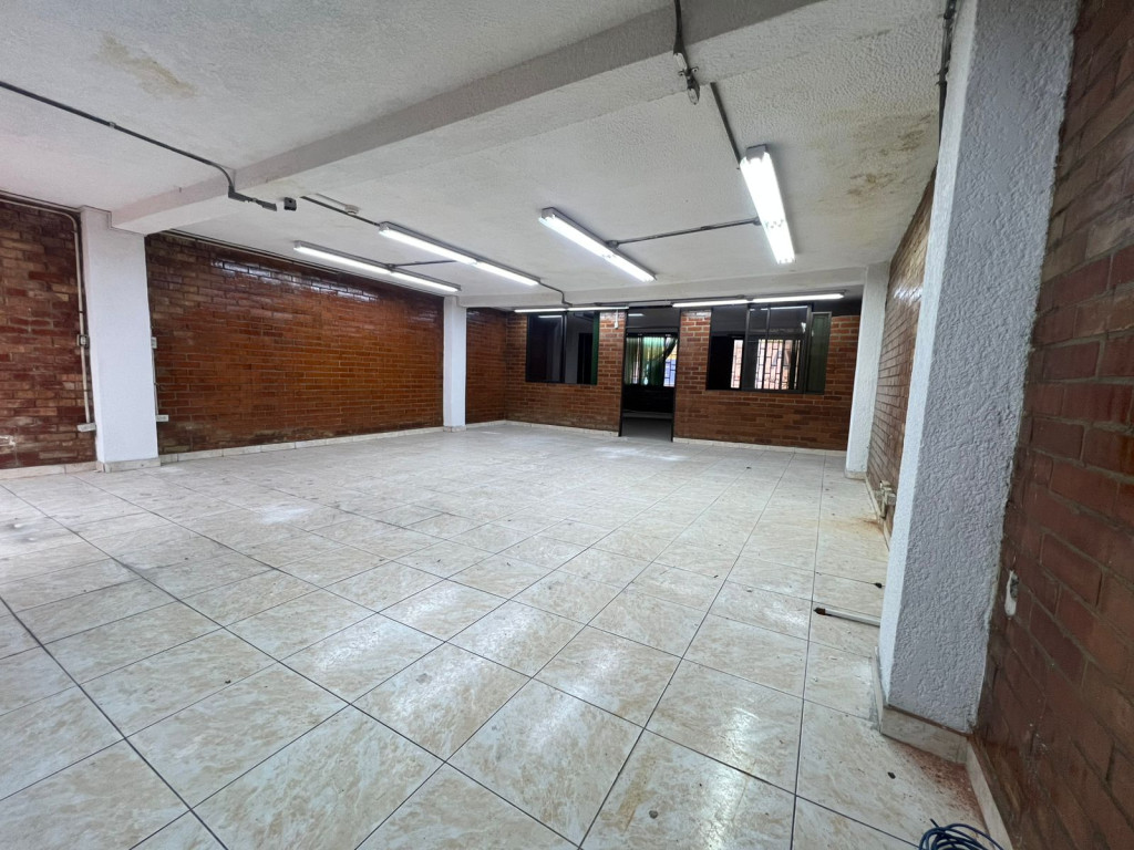 Bodega En Arriendo - San Bosco, Cali