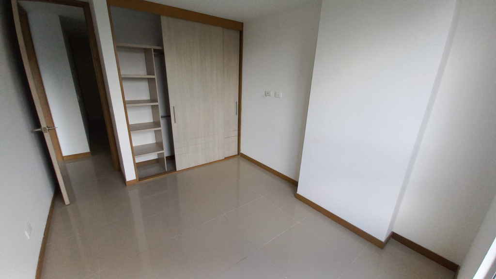 Apartamento En Arriendo - Urbanización La Flora, Cali