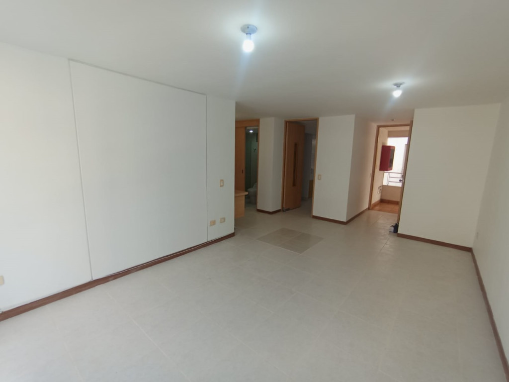Apartamento En Arriendo - Urbanización La Flora, Cali
