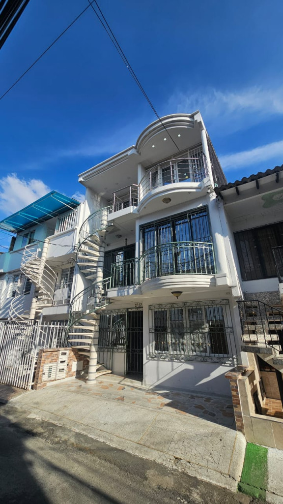 Apartamento En Arriendo - Nápoles, Cali