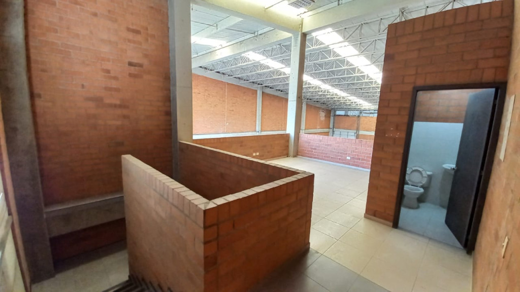 Bodega En Arriendo - Acopi, Yumbo