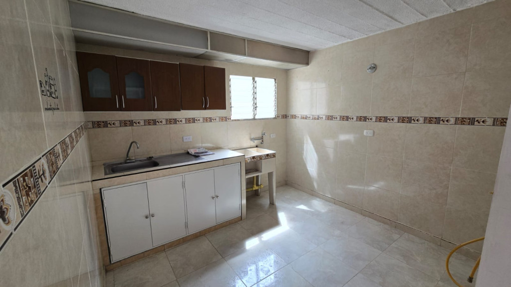 Apartamento En Arriendo - Ciudad 2000, Cali