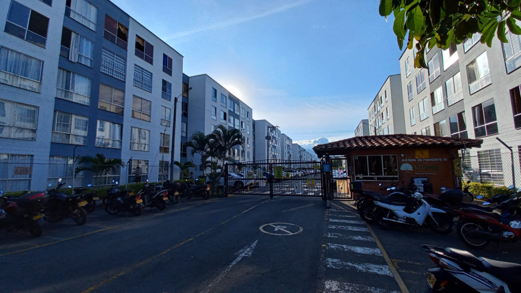 Apartamento En Arriendo - Brisas De Los Alamos, Cali
