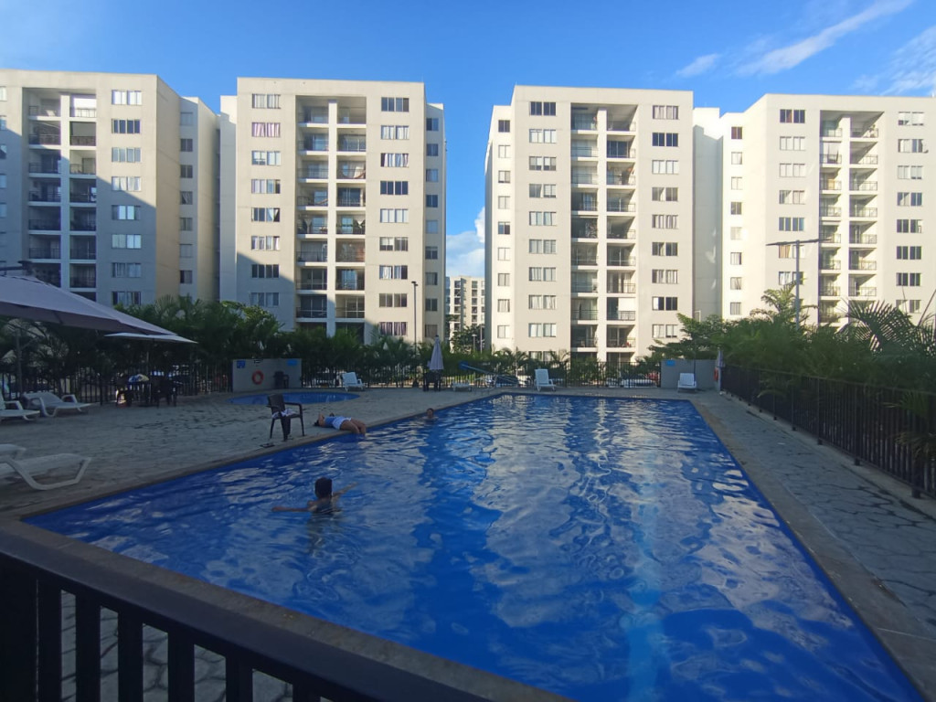 Apartamento En Arriendo - Ciudad Guabinas, Yumbo