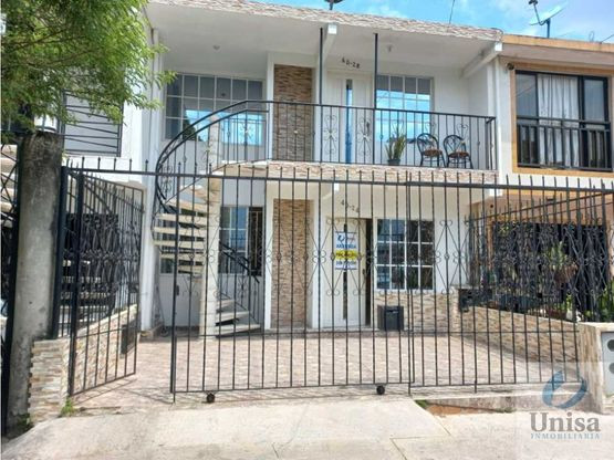 Casa En Arriendo - Ciudad 2000, Cali