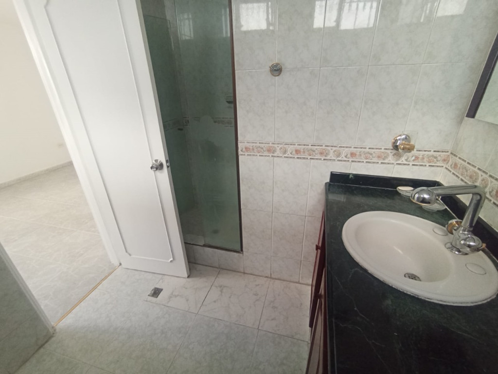 Apartamento En Arriendo - El Limonar, Cali