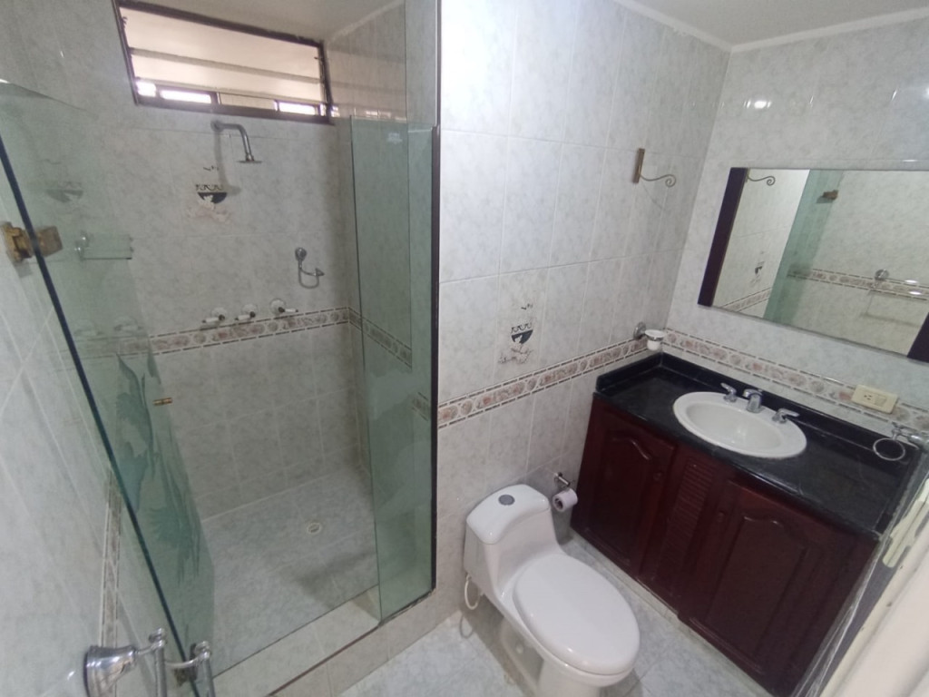 Apartamento En Arriendo - El Limonar, Cali