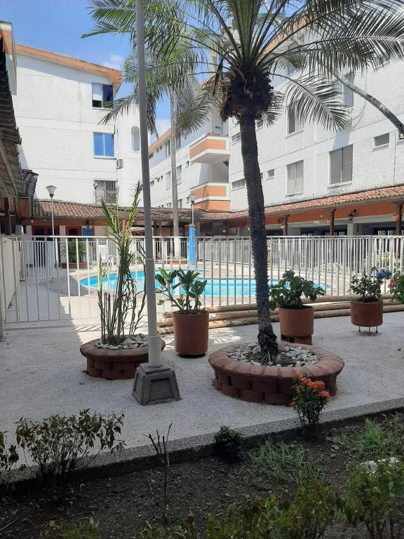 Apartamento En Arriendo - El Limonar, Cali