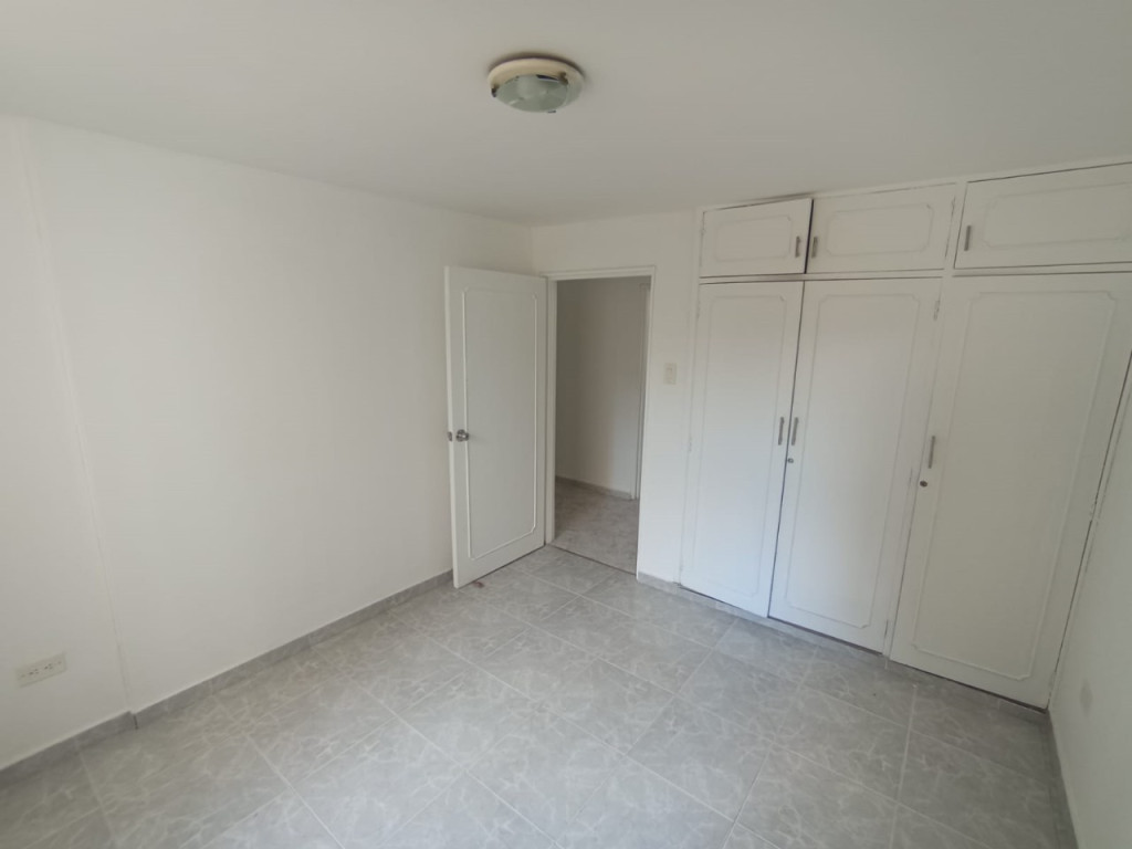 Apartamento En Arriendo - El Limonar, Cali